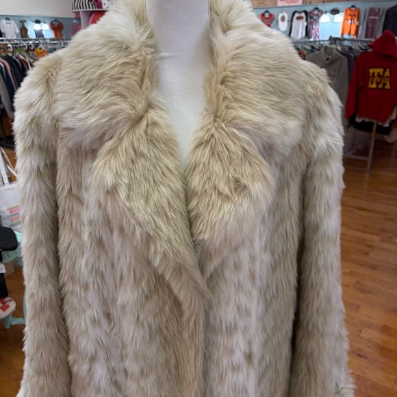 Dennis Basso Full Length Faux Fur Coat Size 1X - Picture 2 of 9